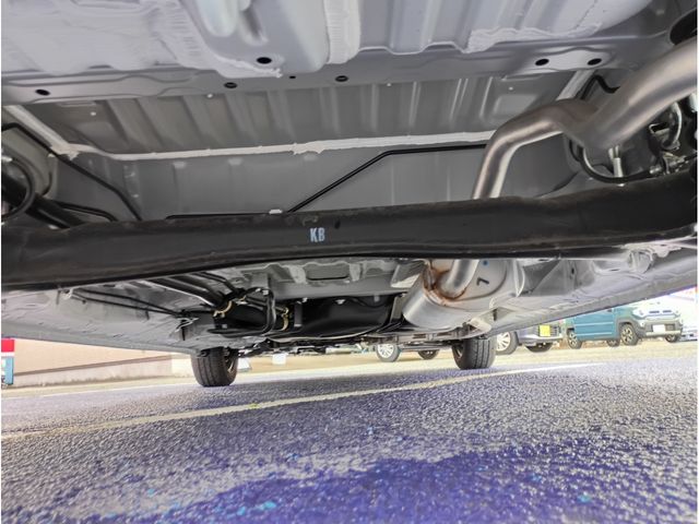 HONDA N BOX JOY 2024 Image 31