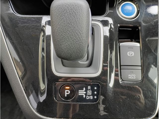 NISSAN SERENA  WG 2022 Image 31