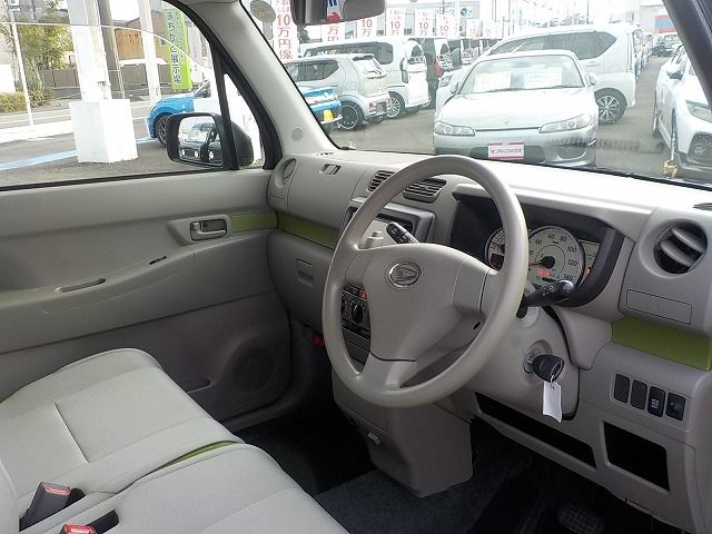 DAIHATSU MOVE CONTE 2015 Image 31