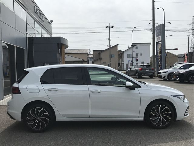 VOLKSWAGEN GOLF 2023 Image 31