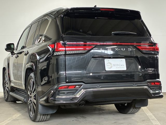 TOYOTA LEXUS LX600 2023 Image 31