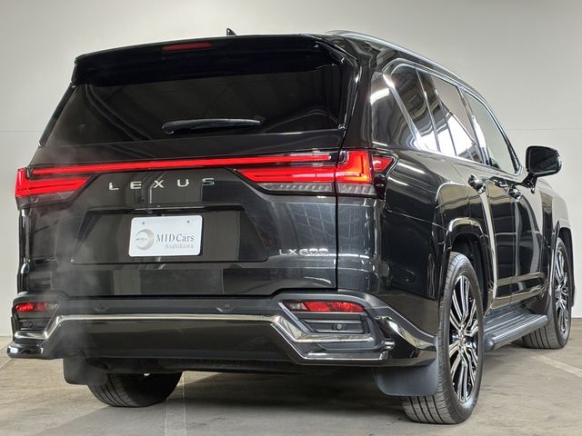 TOYOTA LEXUS LX600 2023 Image 31