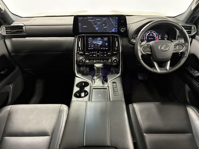 TOYOTA LEXUS LX600 2023 Image 31