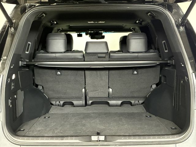 TOYOTA LEXUS LX600 2023 Image 31