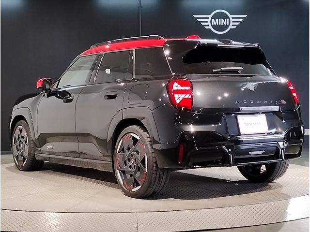 BMW MINI ACEMAN 2025 Image 31
