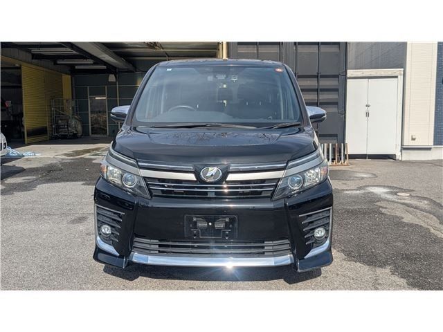 TOYOTA VOXY 2016 Image 31