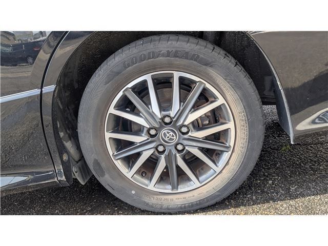 TOYOTA VOXY 2016 Image 31