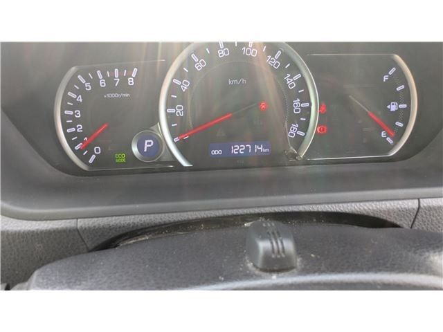 TOYOTA VOXY 2016 Image 31