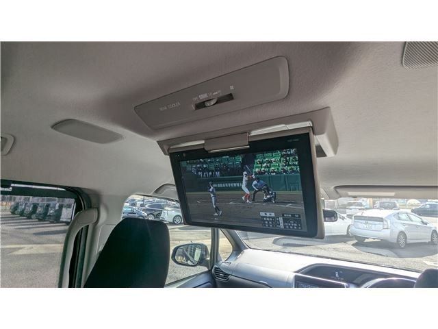 TOYOTA VOXY 2016 Image 31