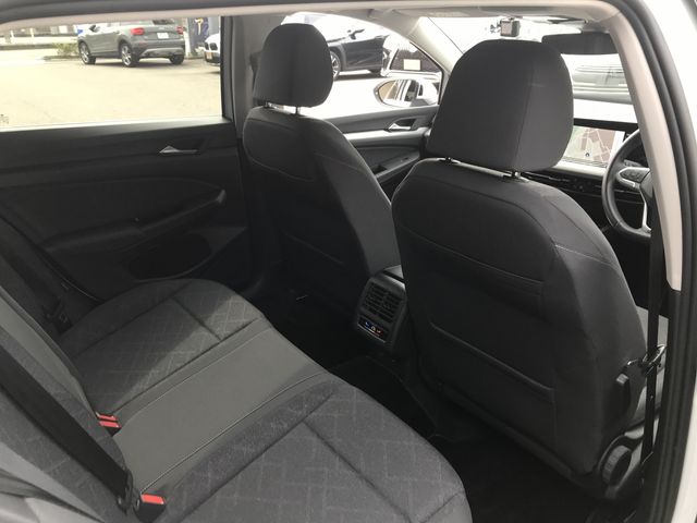VOLKSWAGEN GOLF VARI 2024 Image 31