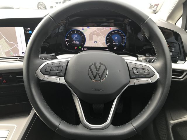 VOLKSWAGEN GOLF VARI 2024 Image 31