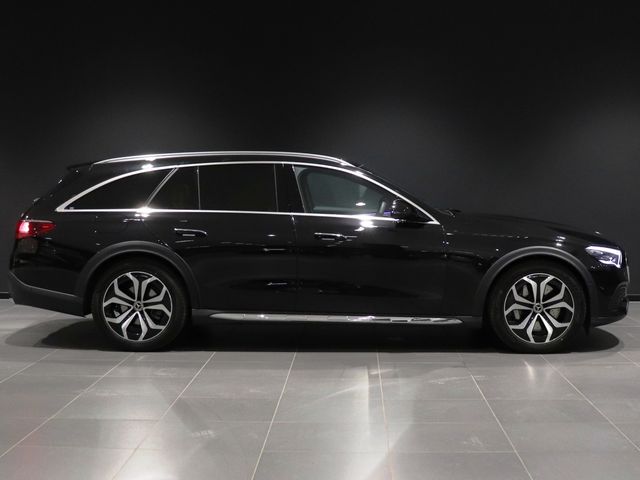 MERCEDES BENZ E CLAS 2025 Image 31