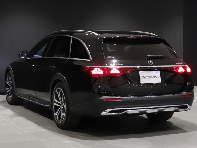 MERCEDES BENZ E CLAS 2025 Image 31