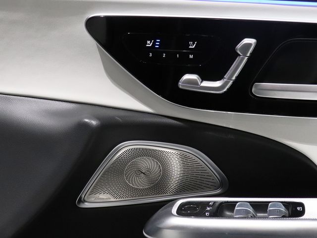 MERCEDES BENZ E CLAS 2025 Image 31