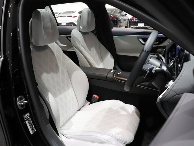 MERCEDES BENZ E CLAS 2025 Image 31