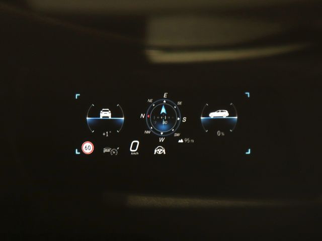 MERCEDES BENZ E CLAS 2025 Image 31