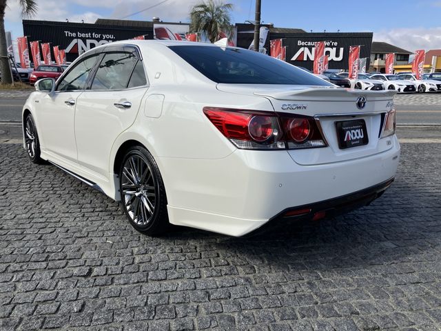 TOYOTA CROWN SEDAN HYBRID 2017 Image 31