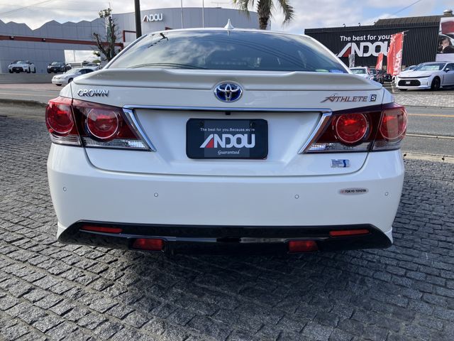 TOYOTA CROWN SEDAN HYBRID 2017 Image 31