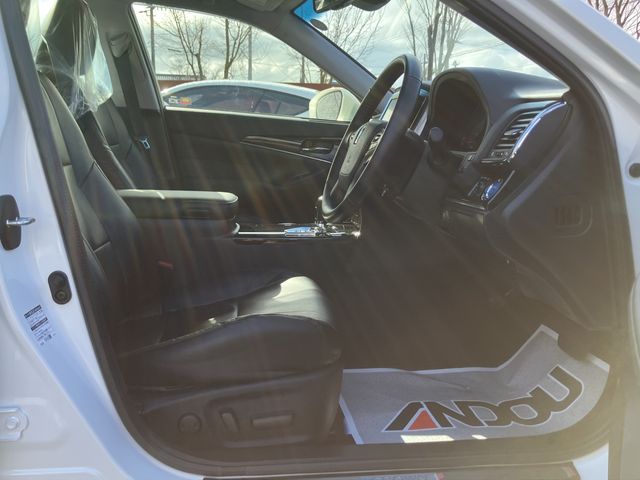 TOYOTA CROWN SEDAN HYBRID 2017 Image 31