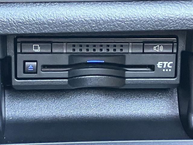 TOYOTA CROWN SEDAN HYBRID 2017 Image 31