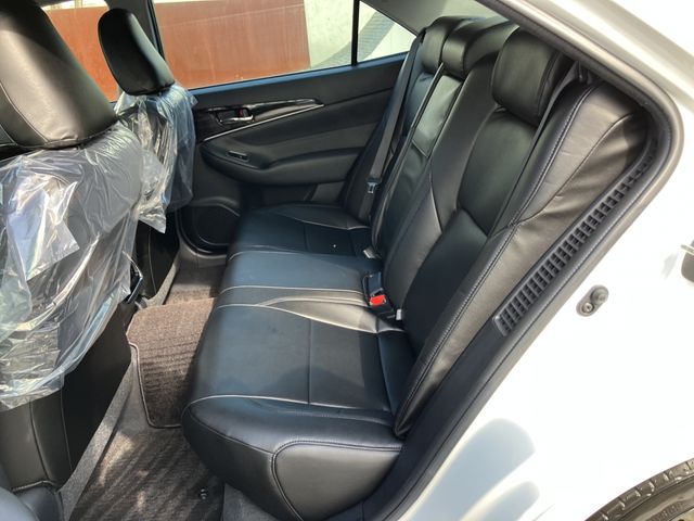 TOYOTA CROWN SEDAN HYBRID 2017 Image 31