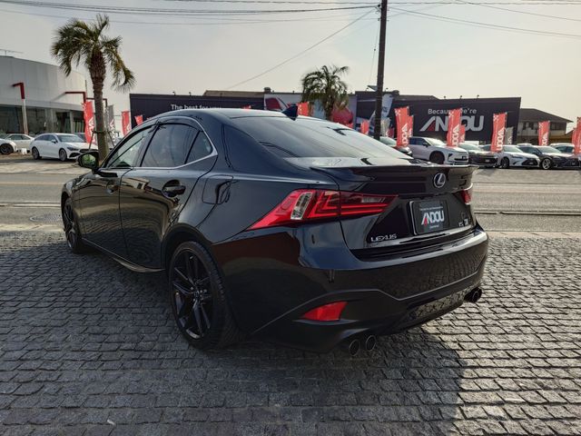 TOYOTA LEXUS IS300H 2015 Image 31