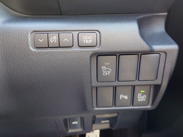 TOYOTA LEXUS IS300H 2015 Image 31