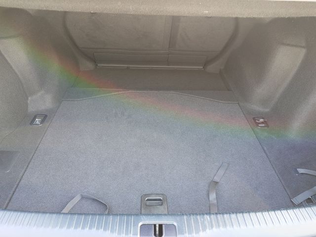 TOYOTA LEXUS IS300H 2015 Image 31