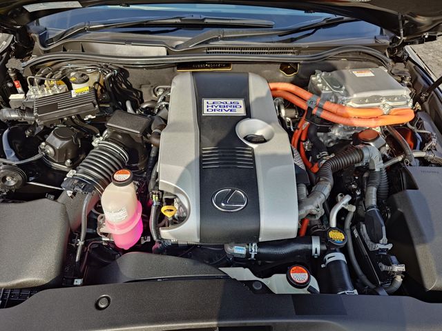 TOYOTA LEXUS IS300H 2015 Image 31
