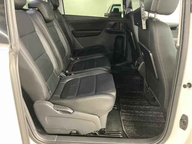 VOLKSWAGEN SHARAN 2019 Image 31