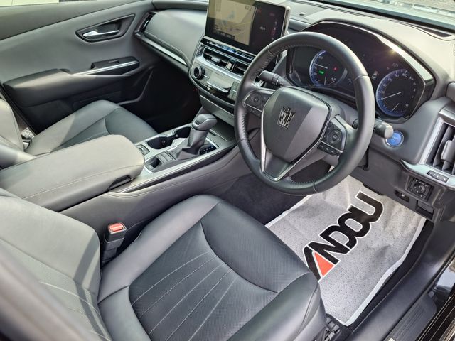 TOYOTA CROWN SEDAN HYBRID 2022 Image 31