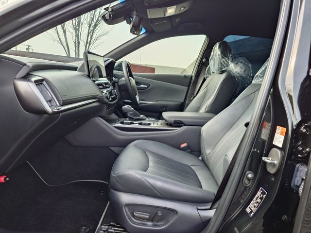 TOYOTA CROWN SEDAN HYBRID 2022 Image 31