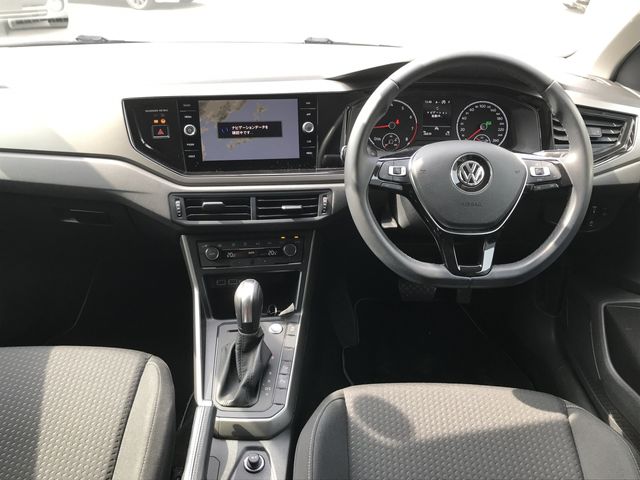 VOLKSWAGEN POLO 2020 Image 31