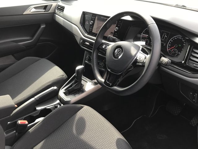 VOLKSWAGEN POLO 2020 Image 31