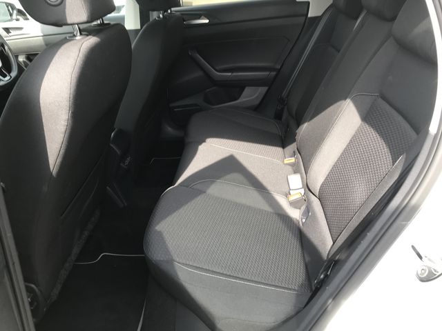 VOLKSWAGEN POLO 2020 Image 31