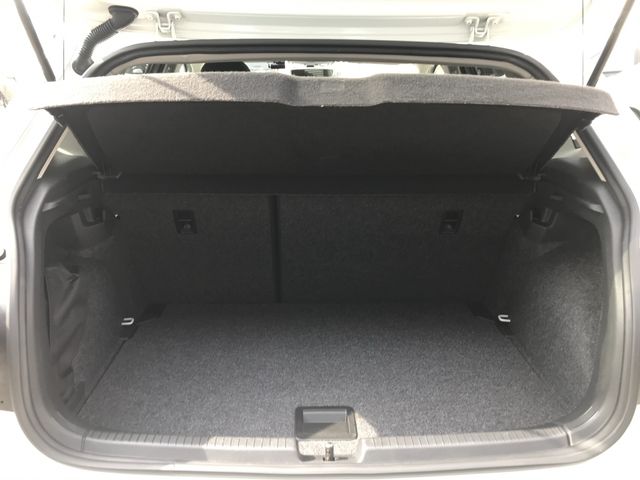 VOLKSWAGEN POLO 2020 Image 31