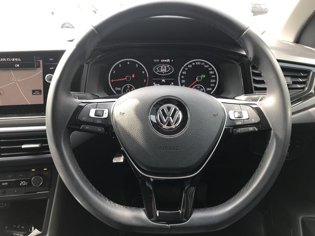 VOLKSWAGEN POLO 2020 Image 31