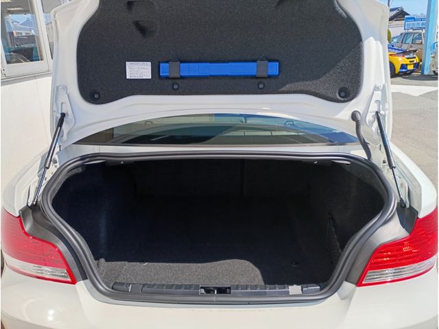 BMW 1SERIES COUPE 2009 Image 31