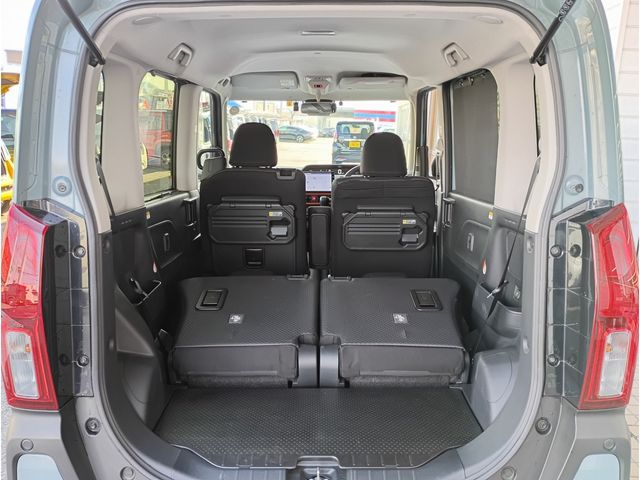 DAIHATSU TANTO FAN CROSS 2023 Image 31