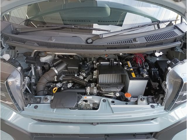 DAIHATSU TANTO FAN CROSS 2023 Image 31