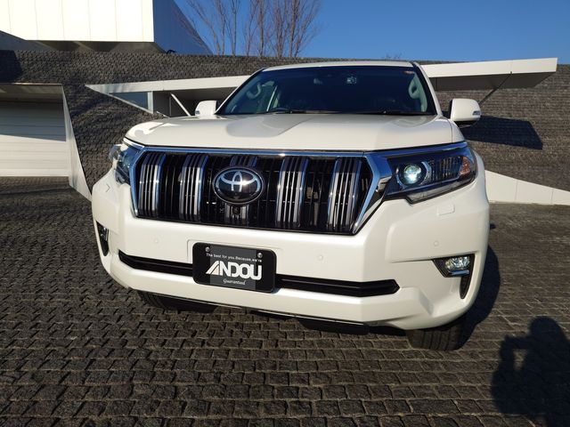 TOYOTA LANDCRUISER PRADO 2023 Image 31