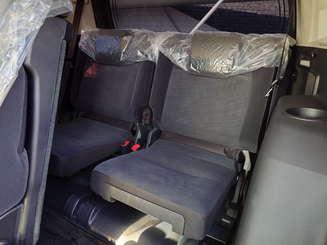 TOYOTA LANDCRUISER PRADO 2023 Image 31