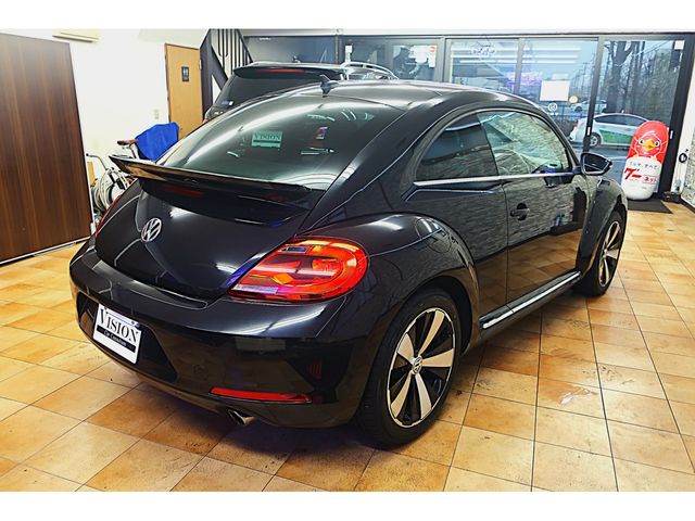 VOLKSWAGEN THE BEETL 2014 Image 31