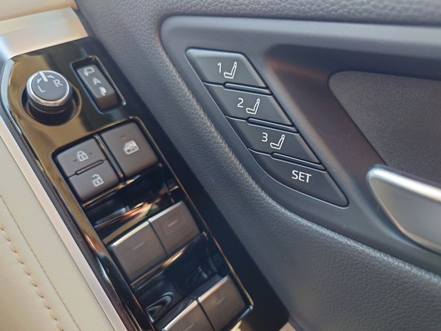 TOYOTA LANDCRUISER WAGON 2025 Image 31