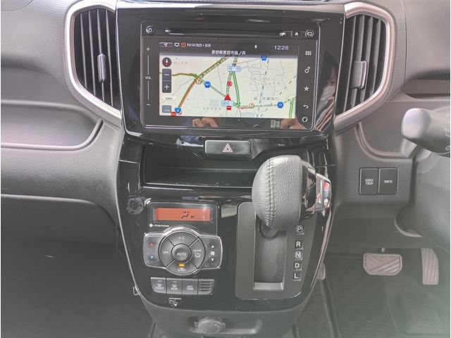 MITSUBISHI DELICA D:2 CUSTOM 2W 2017 Image 31