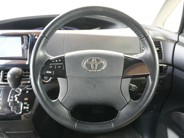 TOYOTA ESTIMA 2013 Image 31