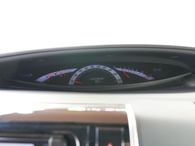 TOYOTA ESTIMA 2013 Image 31