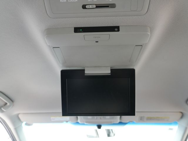 TOYOTA ESTIMA 2013 Image 31