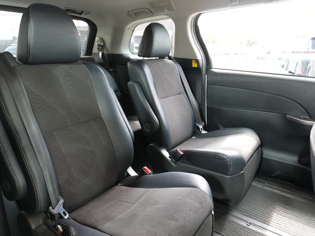 TOYOTA ESTIMA 2013 Image 31