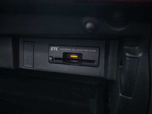 NISSAN FUGA 4WD 2017 Image 31